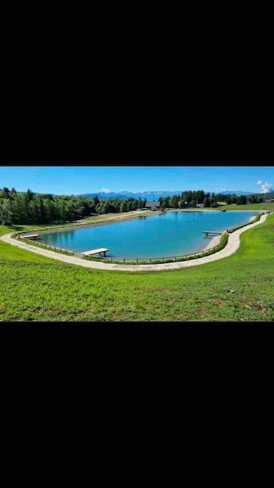 Au Bout Du Bois Piscine Sauna Hammam Accessible En Saison Et Le Logement Accessible Toute L Annee Les Deserts  Luaran gambar
