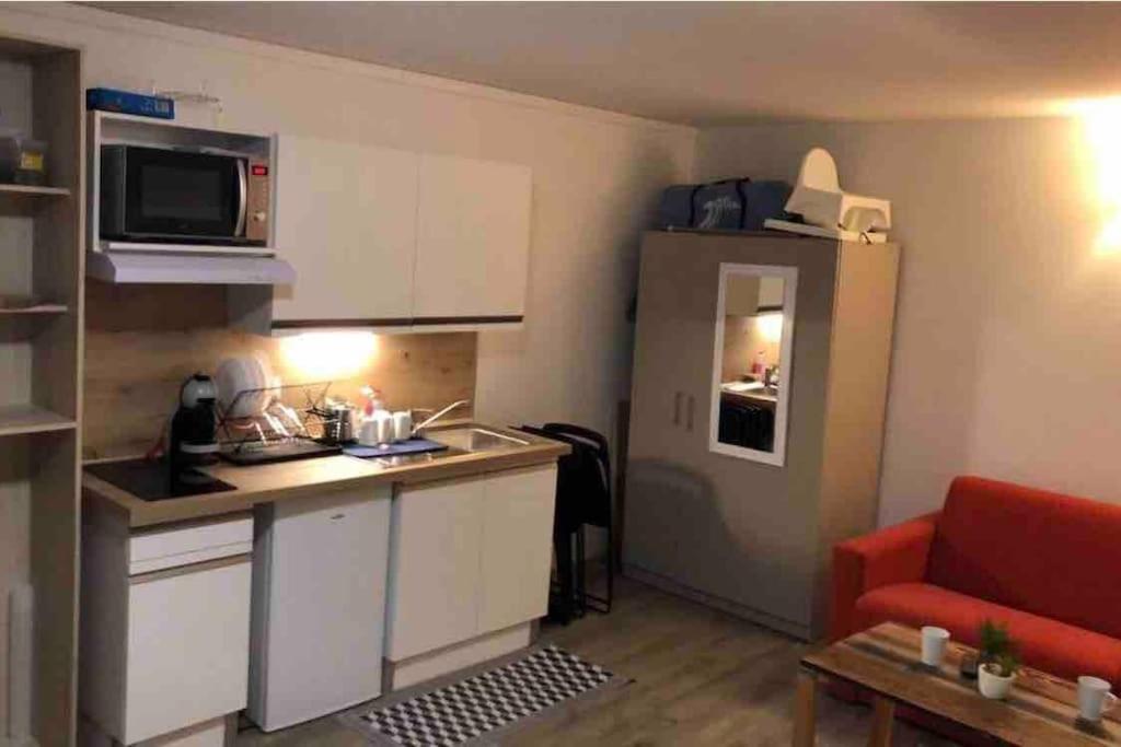 Au Bout Du Bois Piscine Sauna Hammam Accessible En Saison Et Le Logement Accessible Toute L Annee Les Deserts  Luaran gambar